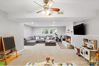 6723 Rollingridge Drive, Charlotte, NC 28211 - Photo 25