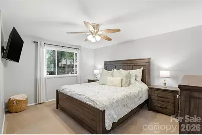 6723 Rollingridge Drive, Charlotte, NC 28211 - Photo 13