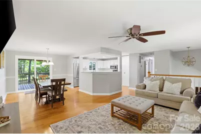 6723 Rollingridge Drive, Charlotte, NC 28211 - Photo 5