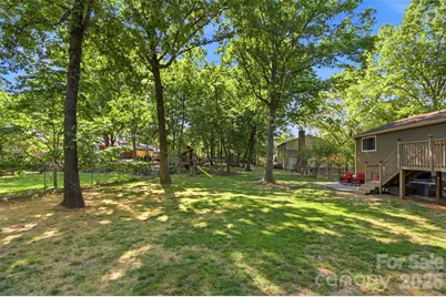 6723 Rollingridge Drive, Charlotte, NC 28211 - Photo 37