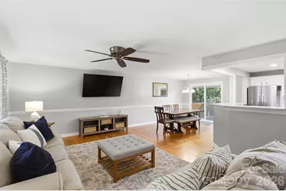 6723 Rollingridge Drive, Charlotte, NC 28211 - Photo 5
