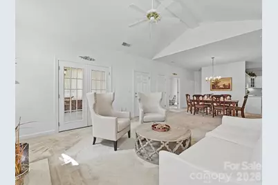 8655 Windsor Ridge Drive, Charlotte, NC 28277 - Photo 5