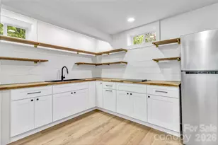 7 Angus Ln, Asheville, NC 28805 - Photo 35
