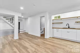 7 Angus Ln, Asheville, NC 28805 - Photo 33