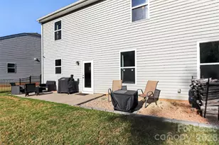 7132 Wheyfield Dr, Charlotte, NC 28215 - Photo 37