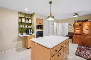 9 Westbridge Dr, Hendersonville, NC 28739 - Photo 11