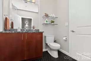 210 N Church St, Charlotte, NC 28202 - Photo 21