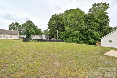 2015 Slater Springs Drive, Charlotte, NC 28216 - Photo 15