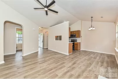 2015 Slater Springs Drive, Charlotte, NC 28216 - Photo 5