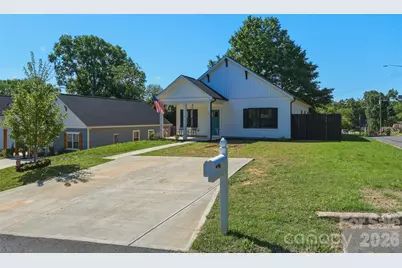 701 E 3rd Avenue, Gastonia, NC 28054 - Photo 23