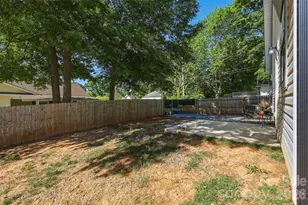 701 E 3rd Ave, Gastonia, NC 28054 - Photo 25