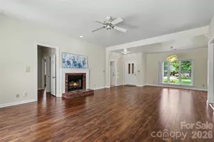 9102 Brightleaf Pl, Charlotte, NC 28269 - Photo 3