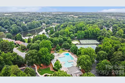 9102 Brightleaf Place, Charlotte, NC 28269 - Photo 31