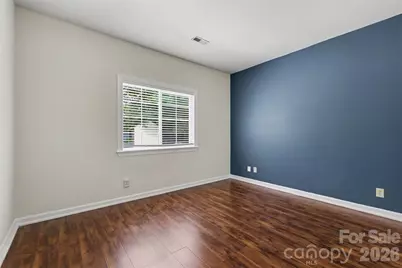 9102 Brightleaf Place, Charlotte, NC 28269 - Photo 19