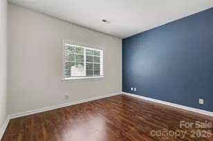 9102 Brightleaf Pl, Charlotte, NC 28269 - Photo 19