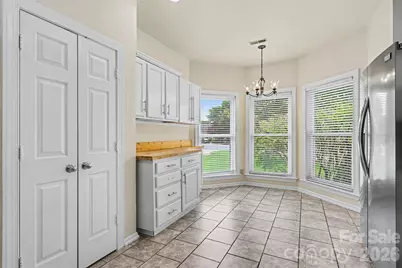 9102 Brightleaf Place, Charlotte, NC 28269 - Photo 11