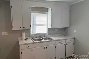 909 Grace Ave, Kannapolis, NC 28083 - Photo 5