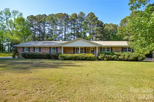 97 Robin Rd, Wadesboro, NC 28170 - Photo 3
