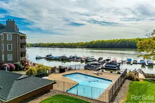 9709 Emerald Point Dr, Charlotte, NC 28278 - Photo 43