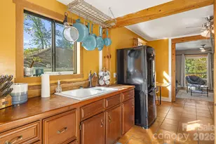 144 Clingman Ave, Asheville, NC 28801 - Photo 17