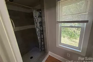 836 S Dalton St, Gastonia, NC 28052 - Photo 9