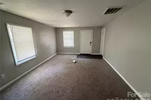 836 S Dalton St, Gastonia, NC 28052 - Photo 3