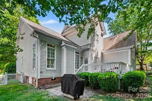 6739 Red Maple Dr, Charlotte, NC 28277 - Photo 23