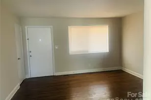 1211 Campus St, Charlotte, NC 28216 - Photo 7