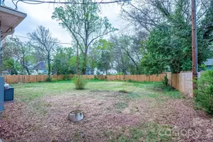 1211 Campus St, Charlotte, NC 28216 - Photo 3