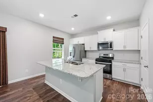 150 Scotsway Ct, Troutman, NC 28166 - Photo 5