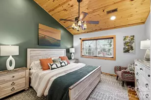 107 5th St, Black Mountain, NC 28711 - Photo 13