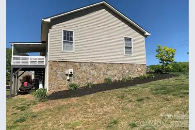 3061 Dry Ponds Road, Granite Falls, NC 28630 - Photo 3