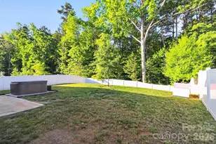 1212 Englewood Dr, Lake Wylie, SC 29710 - Photo 31