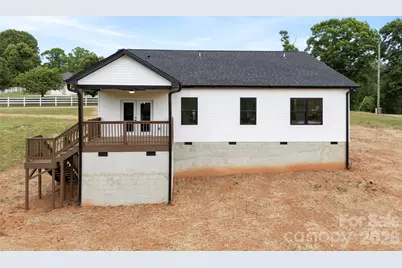 6911 Berea Avenue, Connelly Springs, NC 28612 - Photo 5