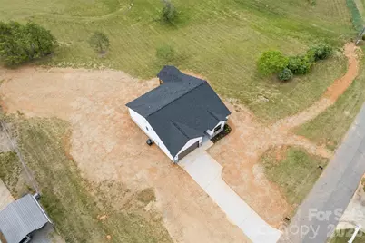 6911 Berea Avenue, Connelly Springs, NC 28612 - Photo 31