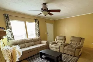 718 W Virginia Ave, Bessemer City, NC 28016 - Photo 5
