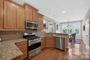 3613 Savannah Hills Dr, Matthews, NC 28105 - Photo 7