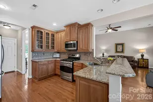 3613 Savannah Hills Dr, Matthews, NC 28105 - Photo 9