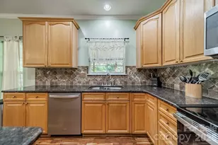 2316 Heath Lake Dr, Mint Hill, NC 28227 - Photo 17