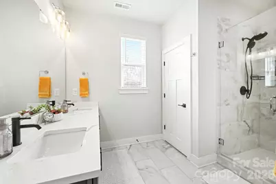 2032 Bryant Park Drive, Charlotte, NC 28208 - Photo 19