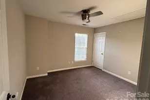 6427 Wedron Ct, Charlotte, NC 28216 - Photo 23
