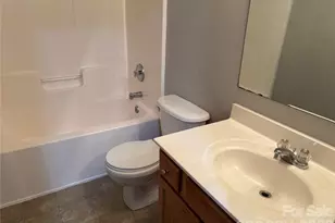 6427 Wedron Ct, Charlotte, NC 28216 - Photo 27