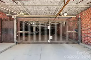 1829 Kenilworth Ave, Charlotte, NC 28203 - Photo 23