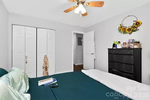 1735-1737 Herrin Ave, Charlotte, NC 28205 - Photo 13