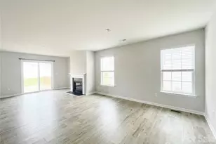 3044 Winesap Dr, Dallas, NC 28034 - Photo 3
