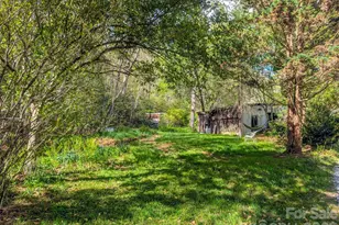 87 Henderson Ln, Burnsville, NC 28714 - Photo 13