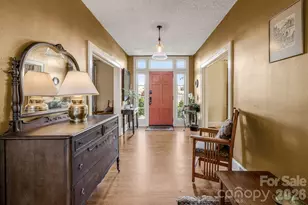 29 Walnut St, Hot Springs, NC 28743 - Photo 5