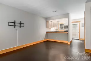 636 Chipley Ave, Charlotte, NC 28205 - Photo 3