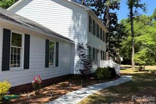 12760 Woodbridge Dr, Laurinburg, NC 28352 - Photo 3