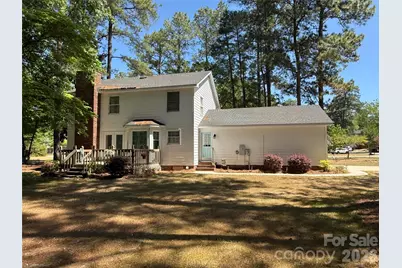 12760 Woodbridge Drive, Laurinburg, NC 28352 - Photo 13